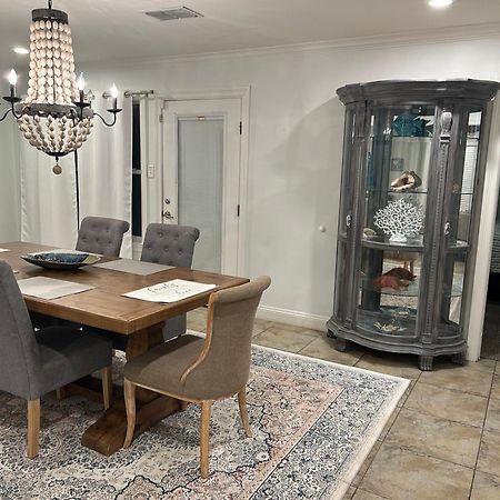 4/3 Home Centrally Located, Beach, Casino, Airport, Dining, Golfing, Shopping, Entertainment Gulfport Esterno foto