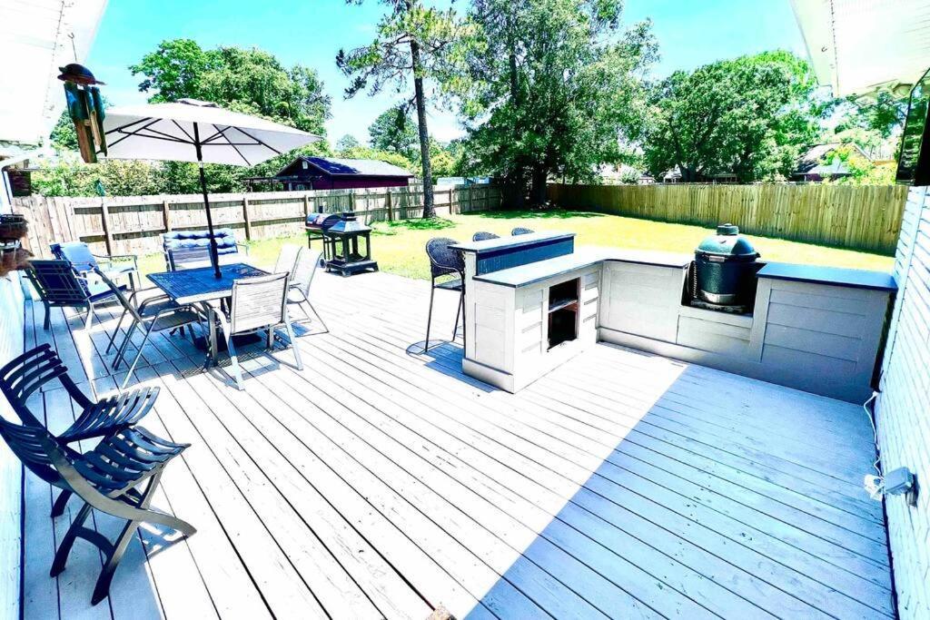 4/3 Home Centrally Located, Beach, Casino, Airport, Dining, Golfing, Shopping, Entertainment Gulfport Esterno foto